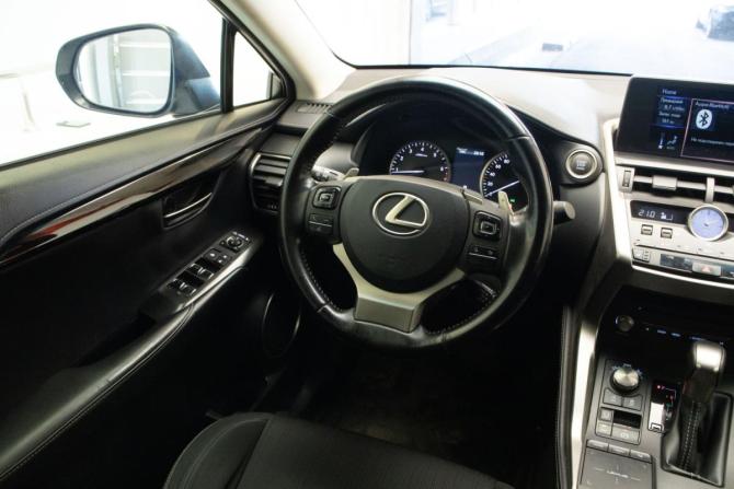 Lexus NX I Рестайлинг с пробегом 2019 года, цена 2 450 000 рублей, 206161 км, внедорожник, Автокод Объявления