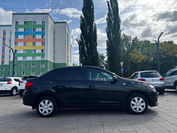 Renault Logan II с пробегом 2017 года, цена 902 200 рублей, 77121 км, седан, Автокод Объявления