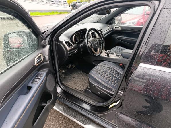 Jeep Grand Cherokee IV (WK2) Рестайлинг с пробегом 2013 года, цена 1 799 000 рублей, 185379 км, внедорожник, Автокод Объявления