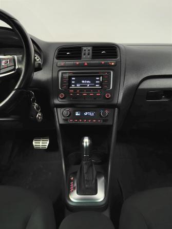 Volkswagen Polo V Рестайлинг с пробегом 2018 года, цена 1 111 000 рублей, 104819 км, седан, Автокод Объявления