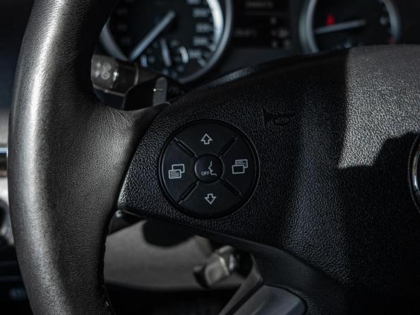 Mercedes-Benz GL-Класс I (X164) Рестайлинг с пробегом 2012 года, цена 2 140 000 рублей, 266073 км, внедорожник, Автокод Объявления