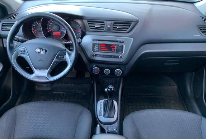 Kia Rio III Рестайлинг с пробегом 2016 года, цена 900 000 рублей, 121669 км, хэтчбек, Автокод Объявления