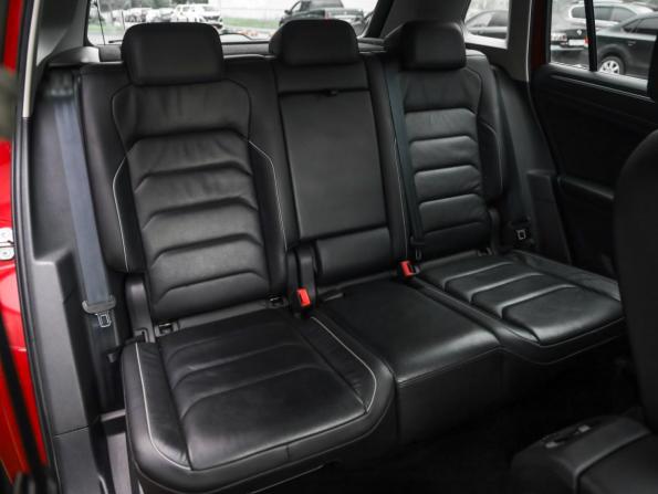 Volkswagen Tiguan II с пробегом 2018 года, цена 2 399 000 рублей, 94813 км, внедорожник, Автокод Объявления