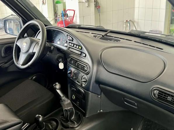 Chevrolet Niva I Рестайлинг с пробегом 2013 года, цена 649 000 рублей, 155001 км, внедорожник, Автокод Объявления