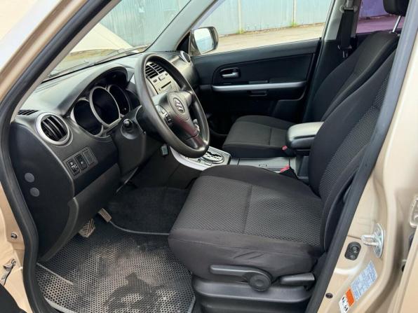 Suzuki Grand Vitara II Рестайлинг с пробегом 2011 года, цена 990 000 рублей, 330222 км, внедорожник, Автокод Объявления