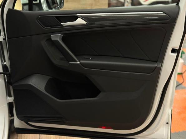 Volkswagen Tiguan II с пробегом 2018 года, цена 2 690 000 рублей, 106740 км, внедорожник, Автокод Объявления