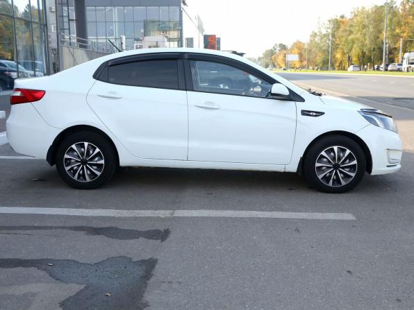 Kia Rio III с пробегом 2012 года, цена 592 000 рублей, 204000 км, седан, Автокод Объявления