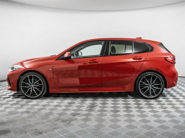 BMW 1 серии III (F40) с пробегом 2021 года, цена 2 470 000 рублей, 95579 км, хэтчбек, Автокод Объявления