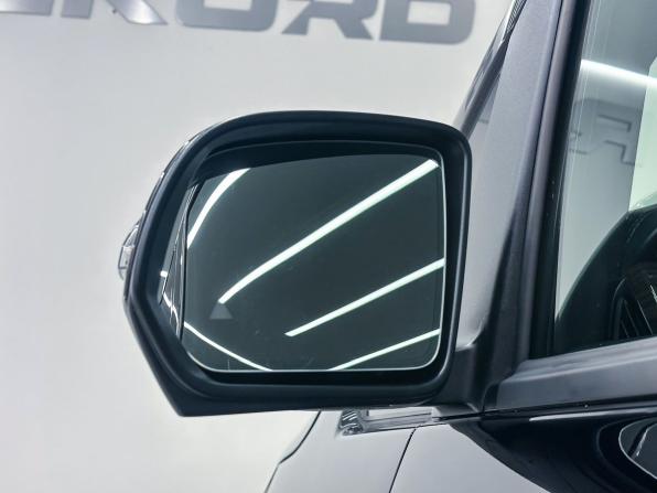 Mercedes-Benz V-Класс III (W447) Рестайлинг с пробегом 2023 года, цена 8 200 000 рублей, 88654 км, минивэн, Автокод Объявления