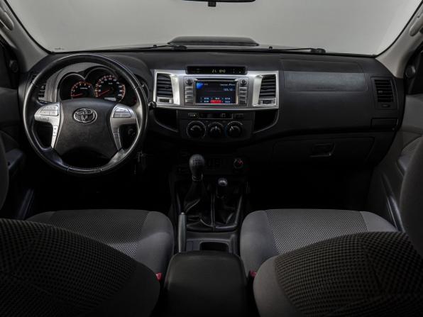 Toyota Hilux VII Рестайлинг с пробегом 2011 года, цена 1 899 000 рублей, 295052 км, пикап, Автокод Объявления