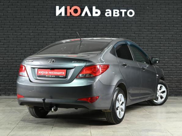 Hyundai Solaris I Рестайлинг с пробегом 2015 года, цена 850 000 рублей, 229617 км, седан, Автокод Объявления