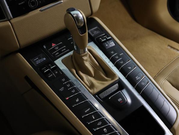 Porsche Macan I с пробегом 2014 года, цена 2 280 000 рублей, 110672 км, внедорожник, Автокод Объявления