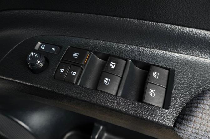 Toyota Sienta II с пробегом 2016 года, цена 1 529 000 рублей, 203600 км, компактвэн, Автокод Объявления