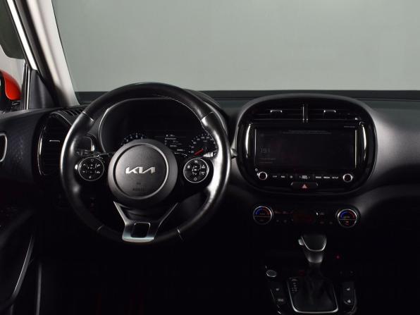 Kia Soul III с пробегом 2022 года, цена 2 429 995 рублей, 55955 км, хэтчбек, Автокод Объявления