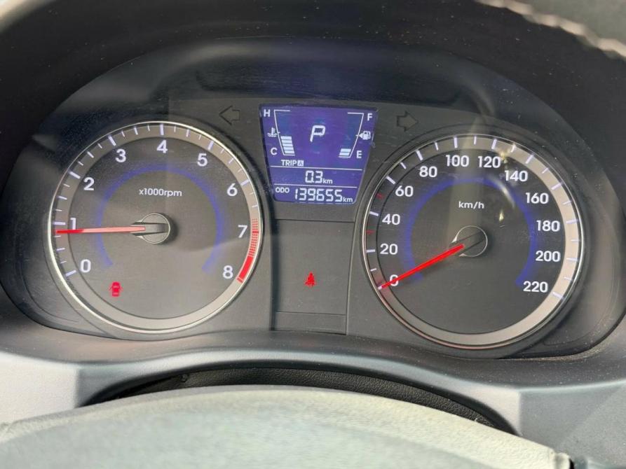 Hyundai Solaris I Москва  - изображение 11