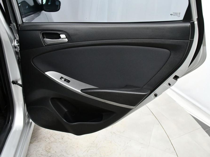 Hyundai Solaris I Рестайлинг Новосибирск  - изображение 17