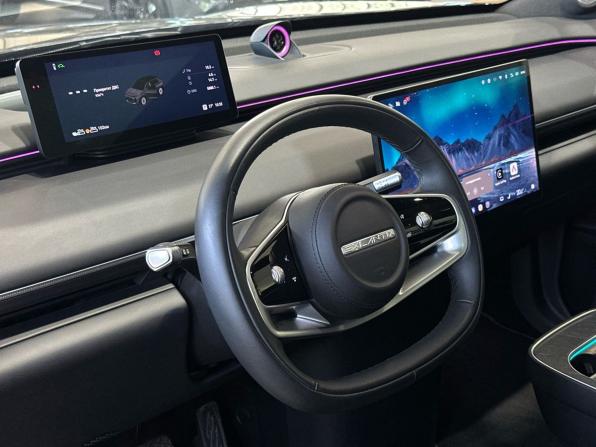 Exeed Exlantix ET с пробегом 2025 года, цена 5 469 900 рублей, 5888 км, внедорожник, Автокод Объявления