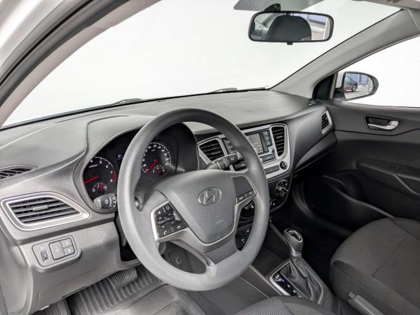 Hyundai Solaris II Рестайлинг с пробегом 2022 года, цена 1 820 000 рублей, 83879 км, седан, Автокод Объявления