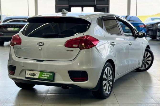 Kia Ceed II Рестайлинг с пробегом 2017 года, цена 1 299 000 рублей, 168000 км, хэтчбек, Автокод Объявления