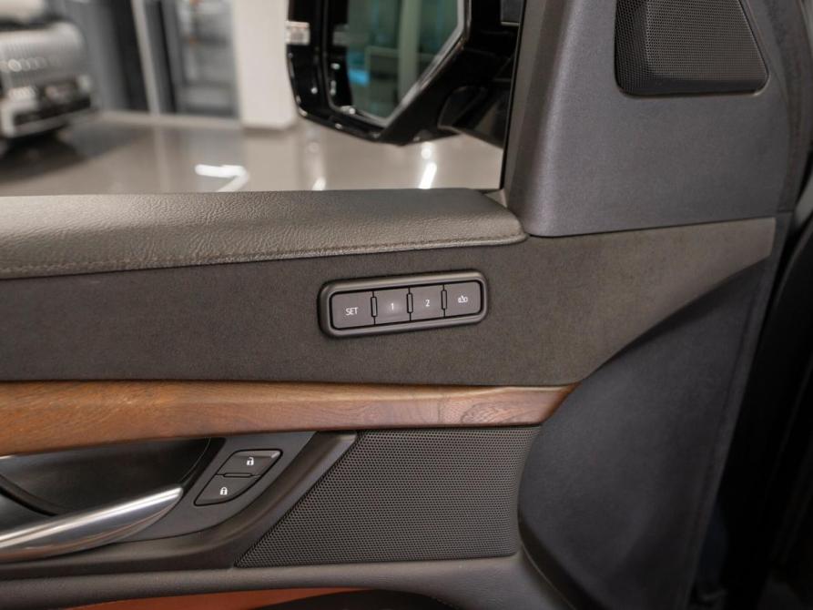 Cadillac Escalade IV Москва  - изображение 16