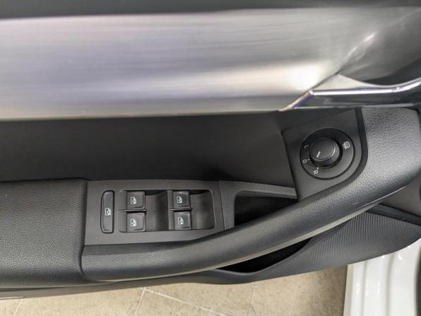 Skoda Octavia III (A7) Рестайлинг с пробегом 2019 года, цена 1 825 000 рублей, 126000 км, лифтбек, Автокод Объявления
