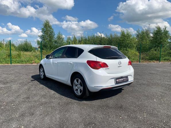 Opel Astra J Рестайлинг с пробегом 2014 года, цена 798 000 рублей, 164737 км, хэтчбек, Автокод Объявления