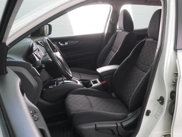 Nissan Qashqai II с пробегом 2017 года, цена 1 649 000 рублей, 173402 км, внедорожник, Автокод Объявления