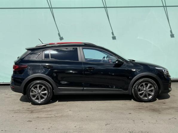 Kia Rio IV Рестайлинг с пробегом 2022 года, цена 1 979 000 рублей, 30000 км, хэтчбек, Автокод Объявления