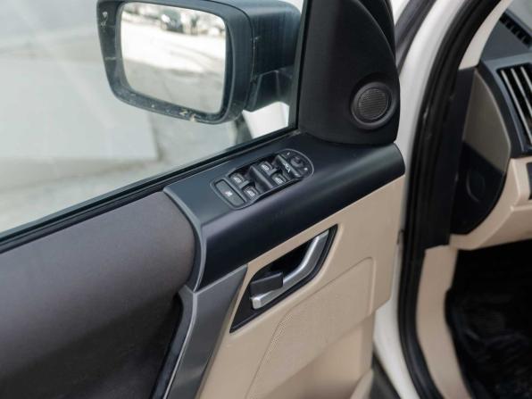 Land Rover Freelander II с пробегом 2009 года, цена 950 000 рублей, 210208 км, внедорожник, Автокод Объявления