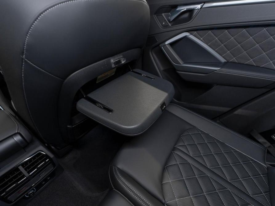 Audi Q3 II (F3) Москва  - изображение 15