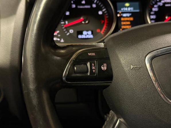 Audi Q7 I (4L) Рестайлинг с пробегом 2011 года, цена 1 900 000 рублей, 205407 км, внедорожник, Автокод Объявления