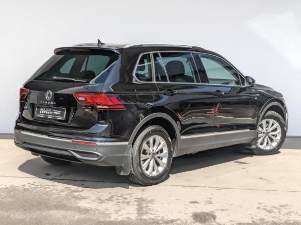 Volkswagen Tiguan II Рестайлинг с пробегом 2021 года, цена 2 590 000 рублей, 71767 км, внедорожник, Автокод Объявления