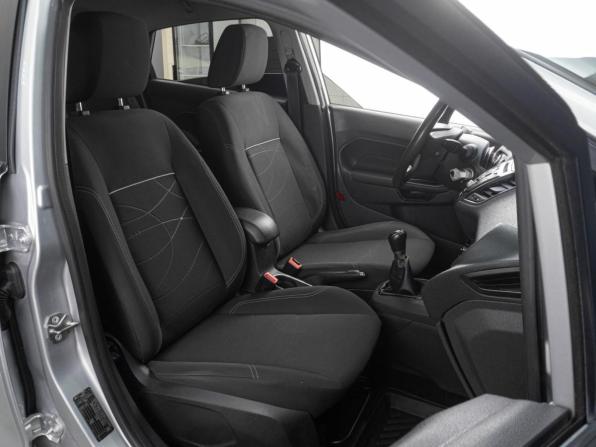 Ford Fiesta Mk6 Рестайлинг с пробегом 2016 года, цена 899 000 рублей, 117481 км, седан, Автокод Объявления