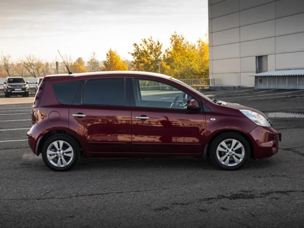 Nissan Note I Рестайлинг с пробегом 2011 года, цена 947 000 рублей, 184894 км, хэтчбек, Автокод Объявления
