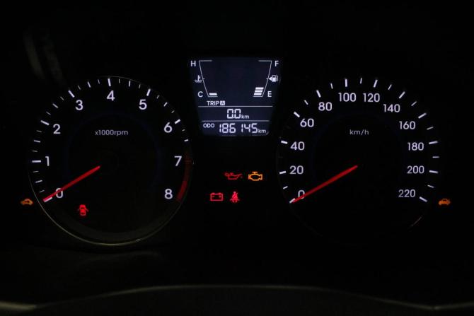 Hyundai Solaris I с пробегом 2013 года, цена 649 000 рублей, 190000 км, седан, Автокод Объявления