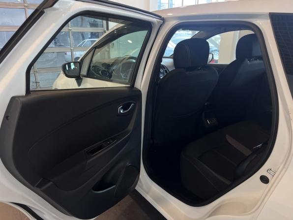 Renault Kaptur I Рестайлинг с пробегом 2021 года, цена 1 399 000 рублей, 86722 км, внедорожник, Автокод Объявления