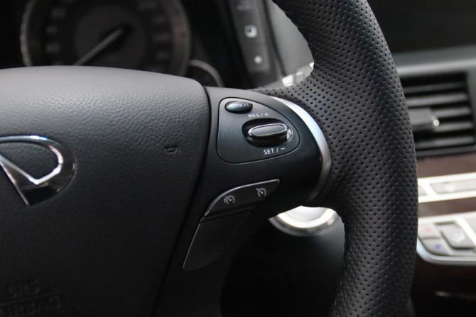 Infiniti M IV с пробегом 2013 года, цена 1 895 950 рублей, 92896 км, седан, Автокод Объявления