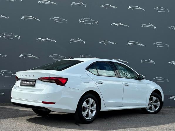 Skoda Octavia IV (A8) с пробегом 2021 года, цена 2 097 400 рублей, 127562 км, лифтбек, Автокод Объявления