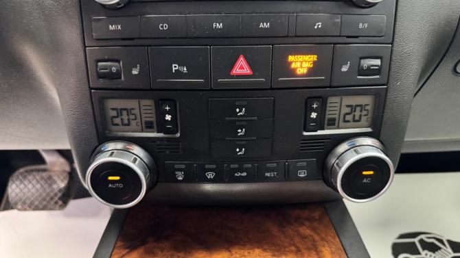 Volkswagen Touareg I Рестайлинг с пробегом 2008 года, цена 949 000 рублей, 309931 км, внедорожник, Автокод Объявления