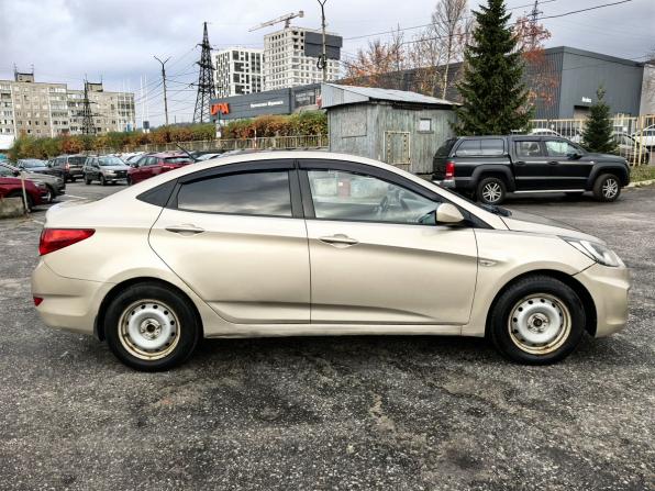 Hyundai Solaris I с пробегом 2011 года, цена 560 000 рублей, 221909 км, седан, Автокод Объявления