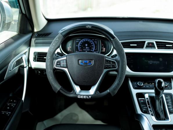 Geely Atlas I с пробегом 2021 года, цена 1 999 000 рублей, 52266 км, внедорожник, Автокод Объявления