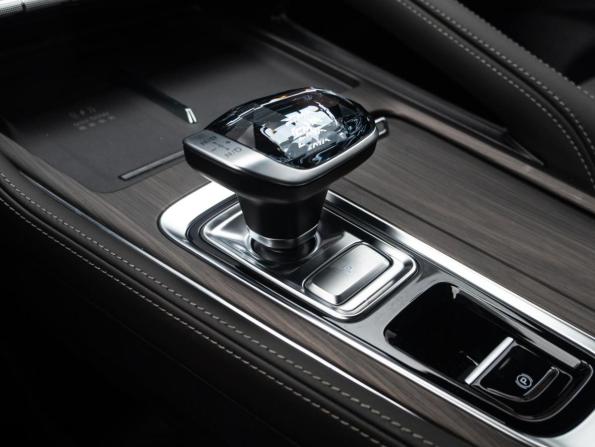 Geely Monjaro I Рестайлинг 2 с пробегом 2026 года, цена 4 199 000 рублей, 66 км, внедорожник, Автокод Объявления