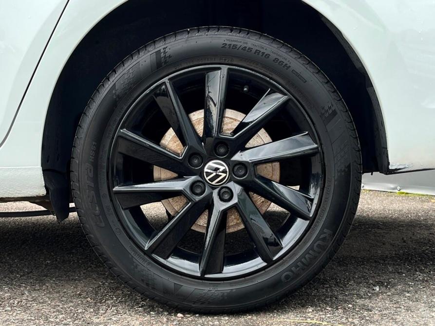 Volkswagen Polo VI Санкт-Петербург  - изображение 24
