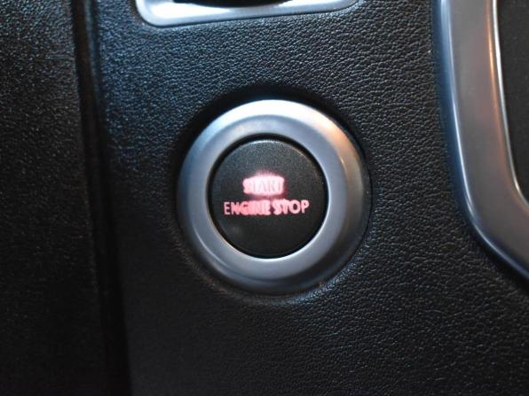 Land Rover Discovery IV с пробегом 2013 года, цена 1 790 000 рублей, 331906 км, внедорожник, Автокод Объявления