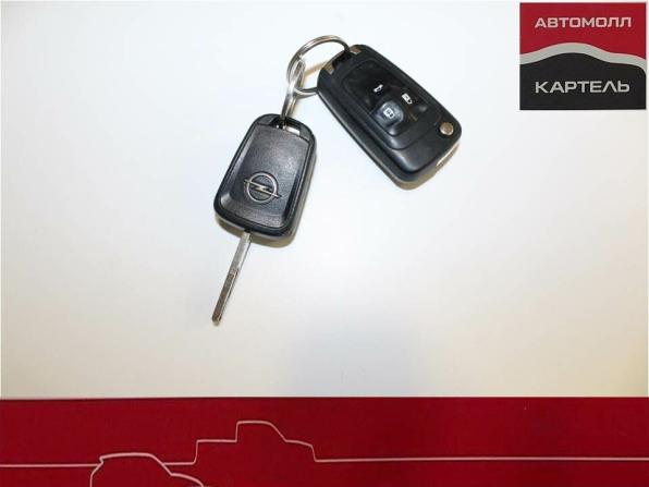 Opel Astra J Рестайлинг с пробегом 2012 года, цена 999 000 рублей, 137469 км, хэтчбек, Автокод Объявления