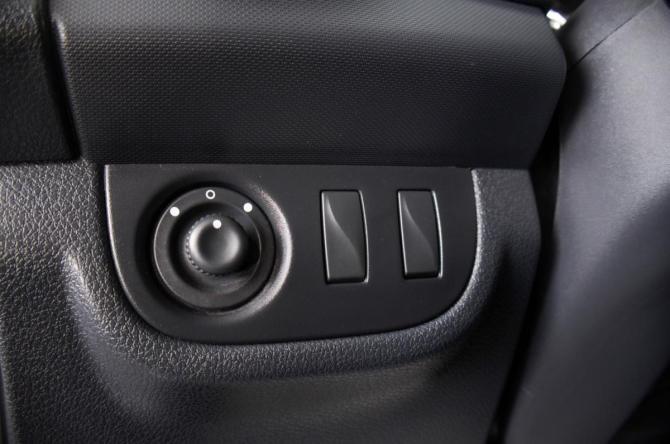 Renault Logan II Рестайлинг с пробегом 2019 года, цена 1 299 000 рублей, 174258 км, седан, Автокод Объявления