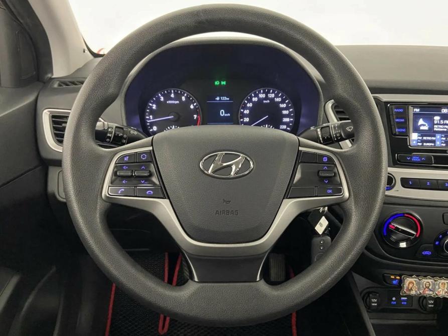 Hyundai Solaris II Псков  - изображение 11