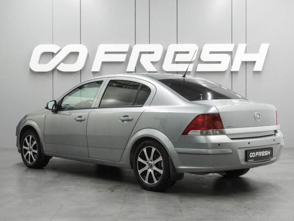 Opel Astra H Рестайлинг с пробегом 2011 года, цена 729 000 рублей, 241494 км, седан, Автокод Объявления
