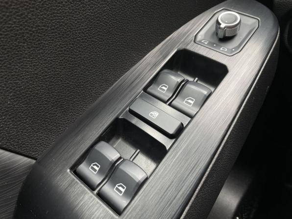 Haval Jolion I Рестайлинг с пробегом 2024 года, цена 1 849 000 рублей, 68888 км, внедорожник, Автокод Объявления