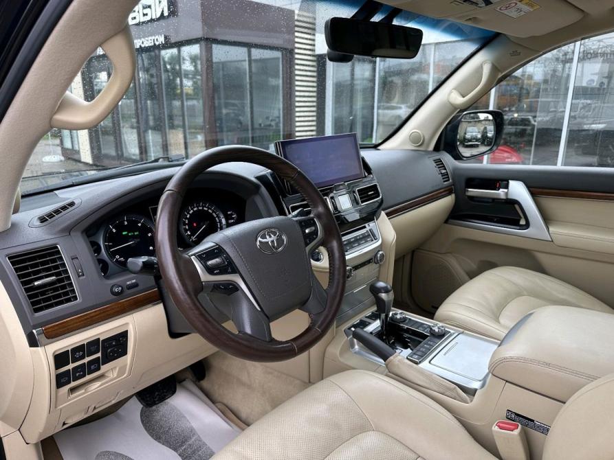 Toyota Land Cruiser 200 Series Рестайлинг 2 Пермь  - изображение 13